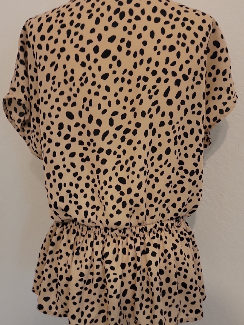 Beige Spot Peplum Blouse with Button Front - Picture 4 of 4